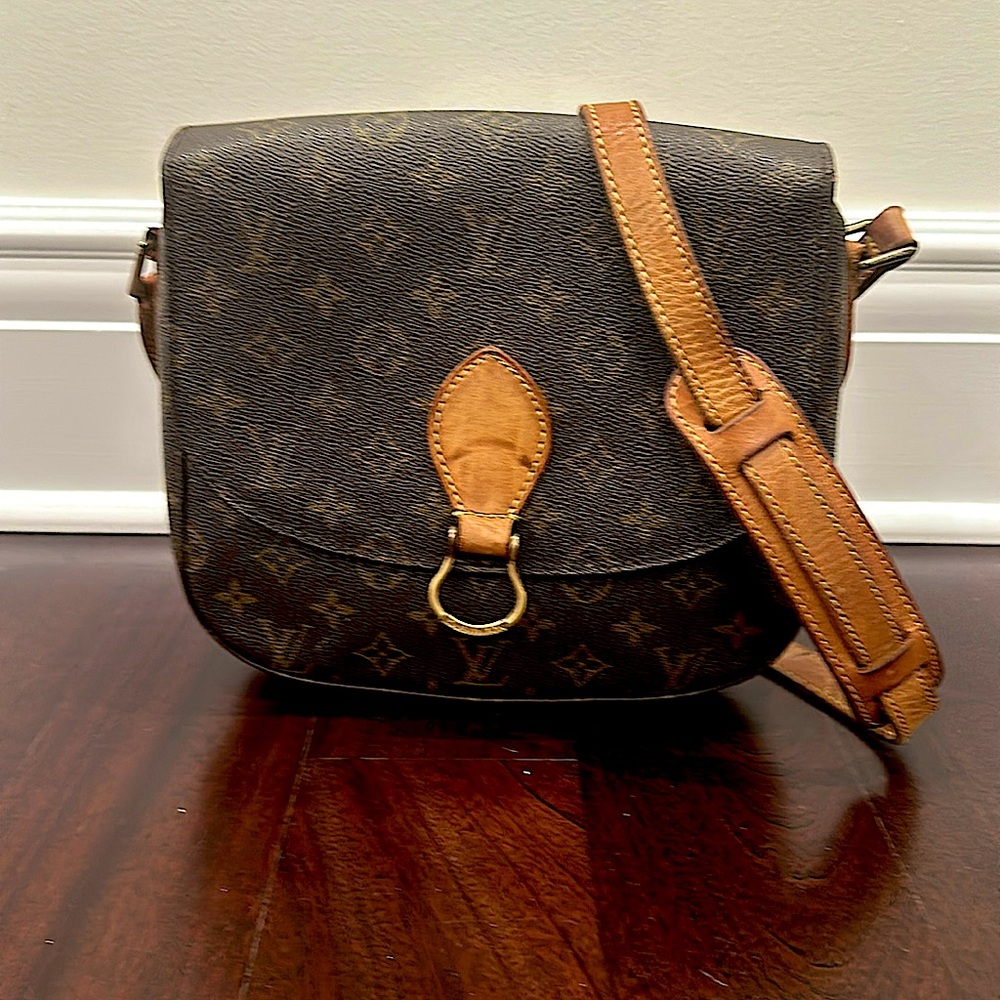 Authentic Louis Vuitton Saint Cloud GM